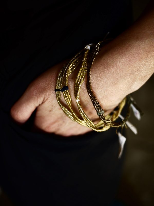 myriam-balay- bracelet handloom tissage or BRINDILLE N°114