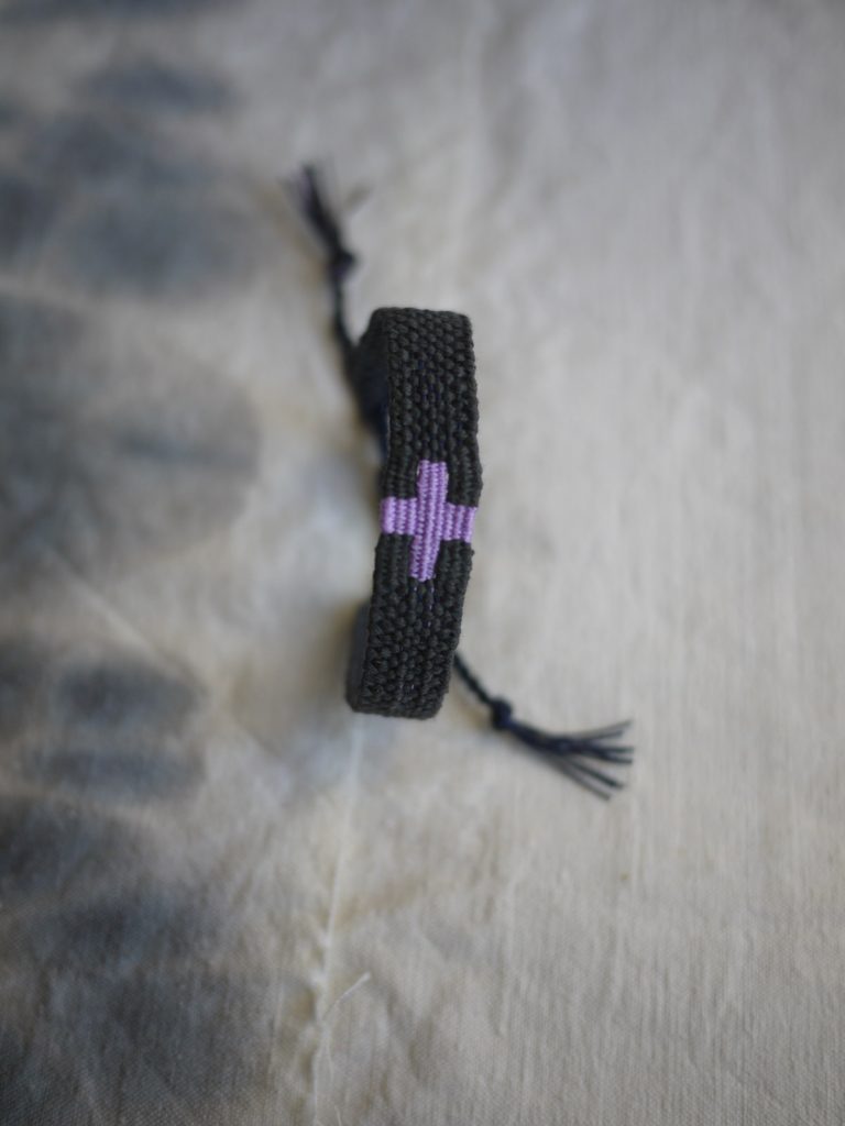 myriam-balay- bracelet loom tissage Cross N°318