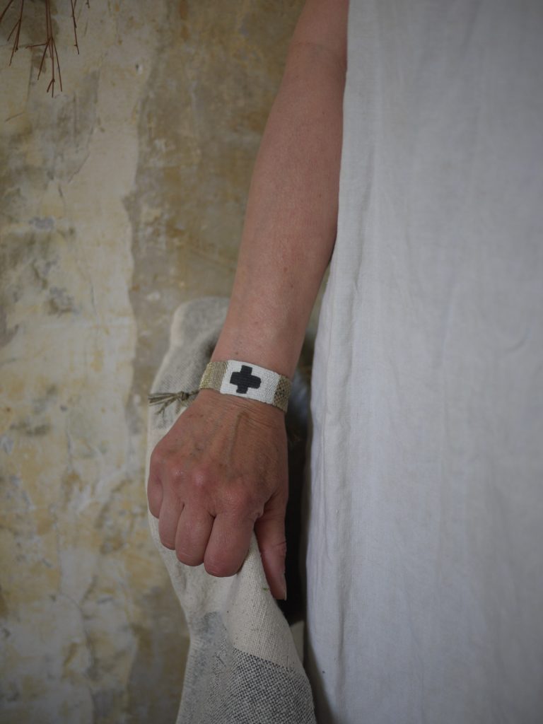 myriam-balay-bracelet-manchette cross 325